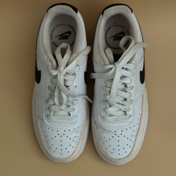 Nike Court Vision Low Peach and Black Size 5.5 - Picture 5 of 5